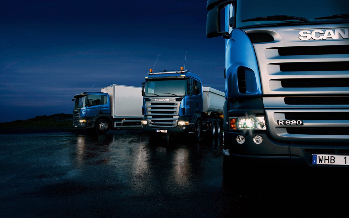 #wp-content/uploads/sites/2/2015/09/Three-trucks-on-blue-background-1200x750.jpg
